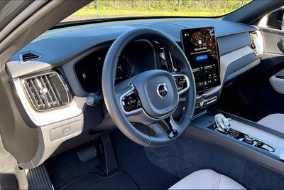 2026 Volvo XC60 B5 Core