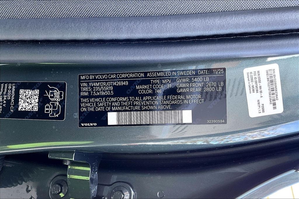 2026 Volvo XC60 B5 Core