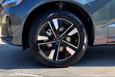 2026 Volvo XC60 B5 Core