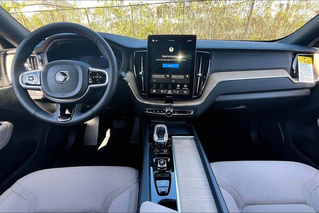 2026 Volvo XC60 B5 Core