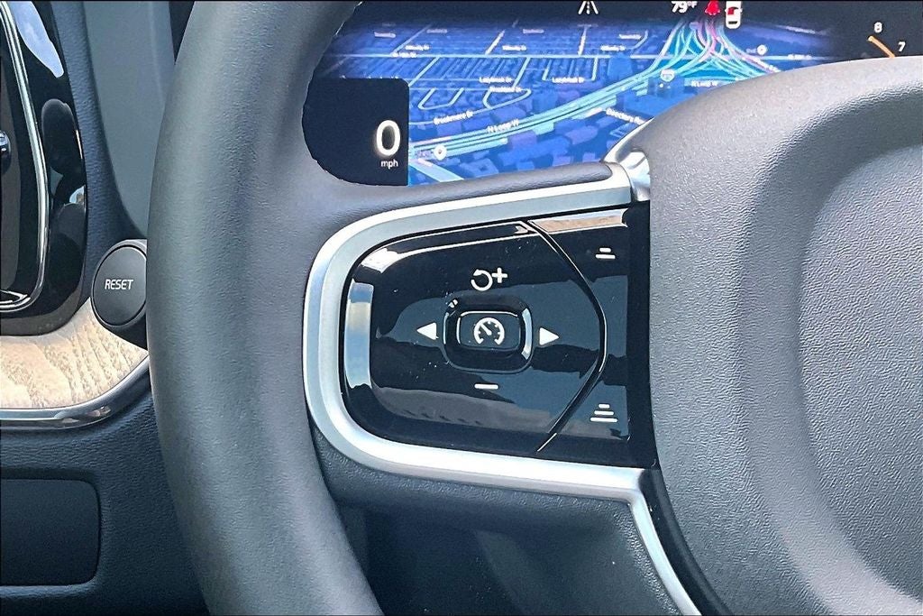 2026 Volvo XC60 B5 Core