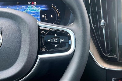 2026 Volvo XC60 B5 Core