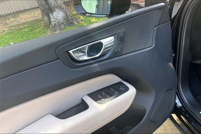 2026 Volvo XC60 B5 Core