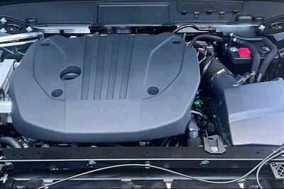 2026 Volvo XC60 B5 Core