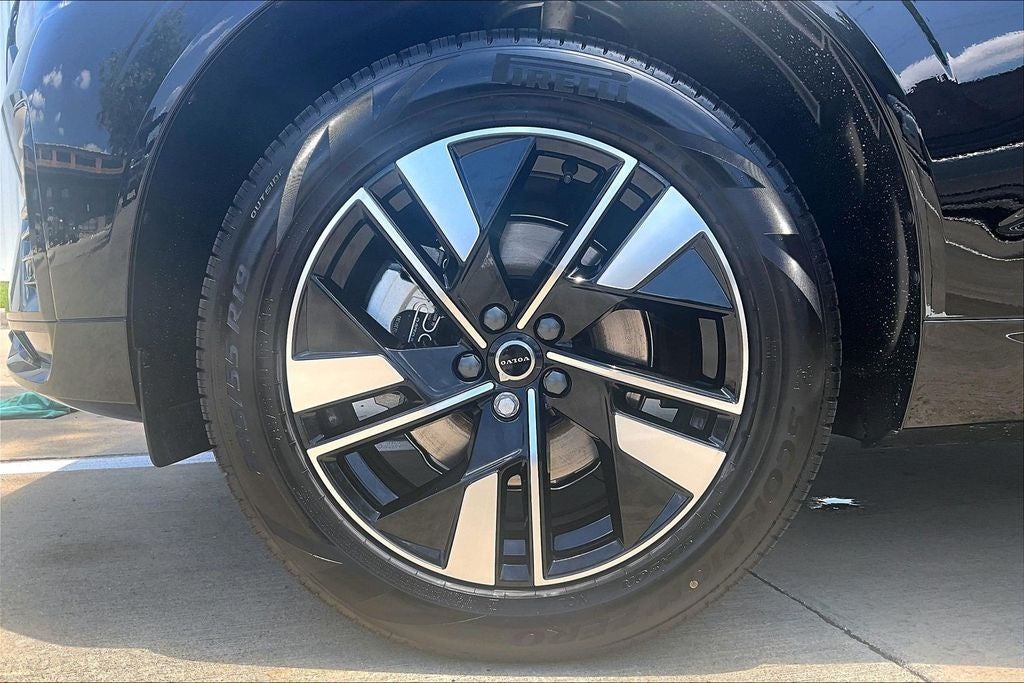 2026 Volvo XC60 B5 Core