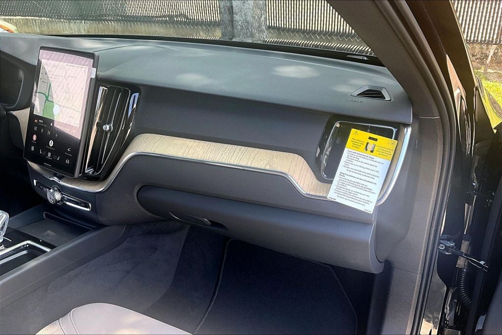 2026 Volvo XC60 B5 Core