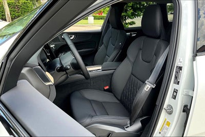 2026 Volvo XC60 B5 Core