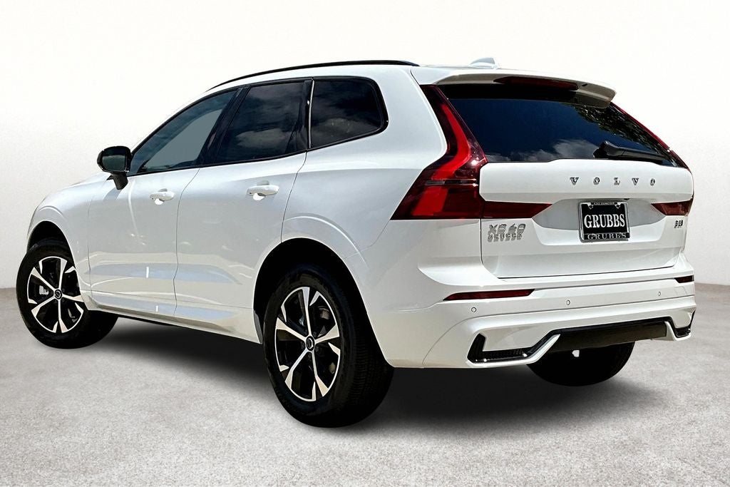 2026 Volvo XC60 B5 Core