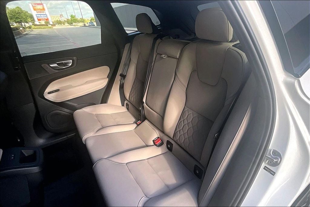 2026 Volvo XC60 B5 Core