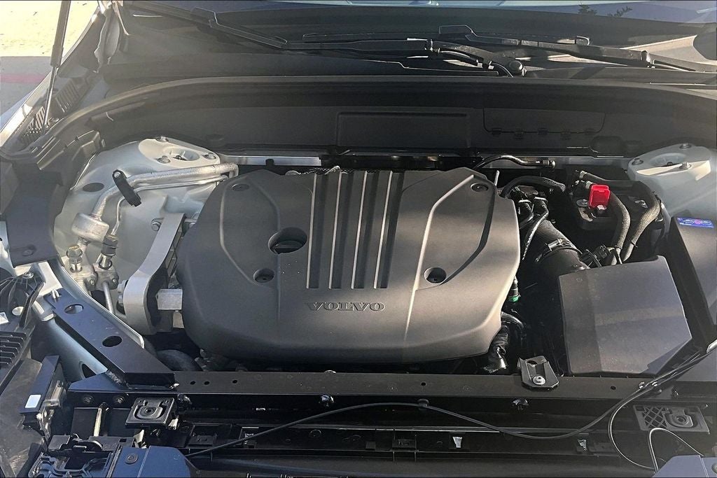 2026 Volvo XC60 B5 Core