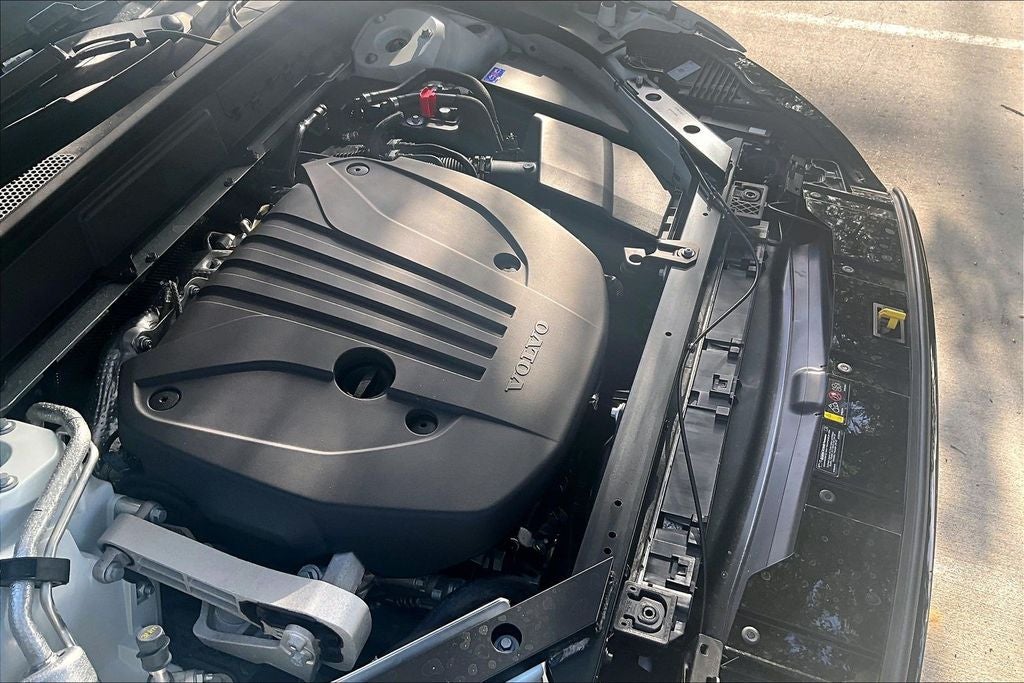2026 Volvo XC60 B5 Core