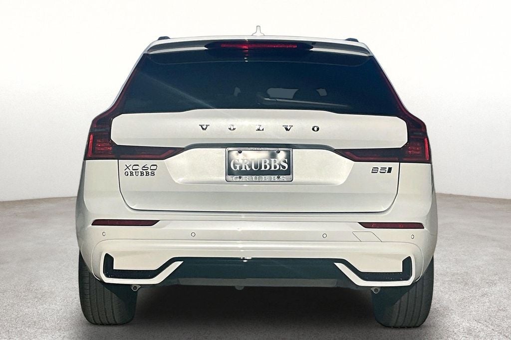 2026 Volvo XC60 B5 Core