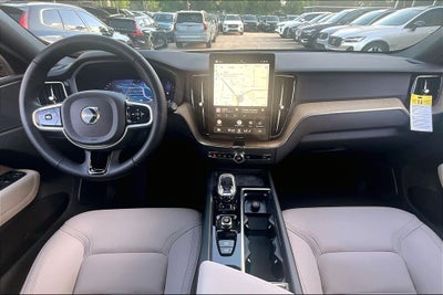 2026 Volvo XC60 B5 Core