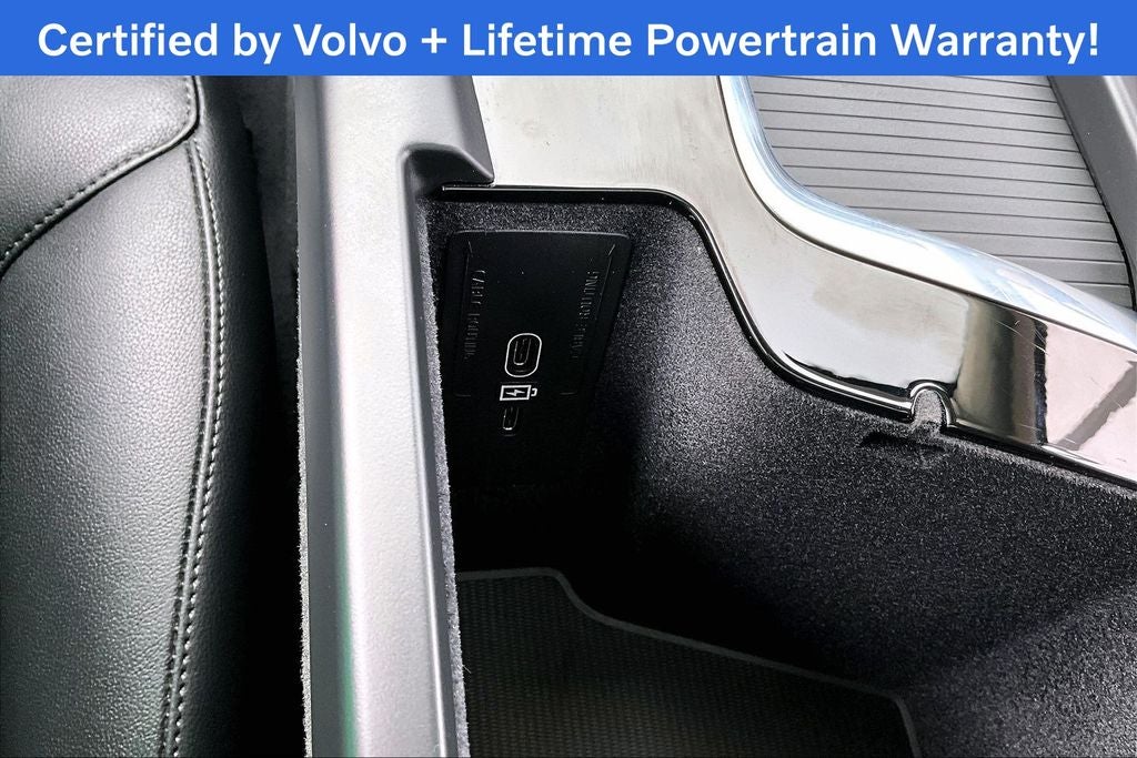 2025 Volvo XC60 B5 Core