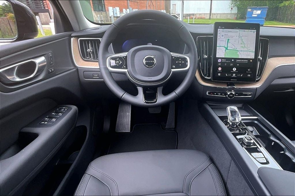 2026 Volvo XC60 B5 Core