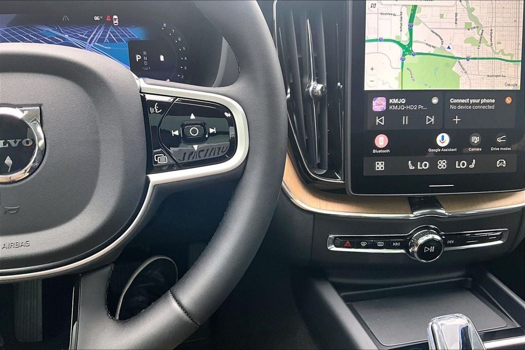 2026 Volvo XC60 B5 Core