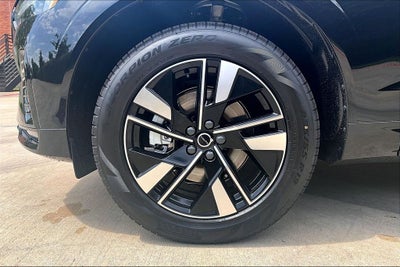 2026 Volvo XC60 B5 Core