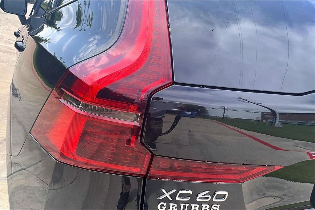 2026 Volvo XC60 B5 Core