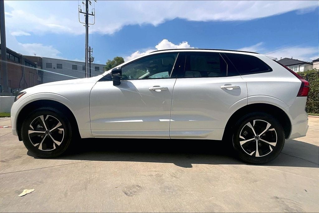 2026 Volvo XC60 B5 Core