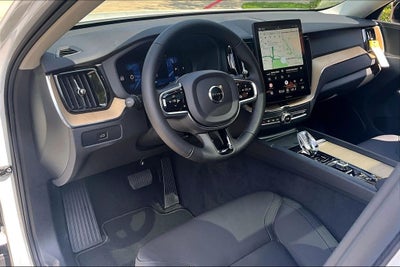 2026 Volvo XC60 B5 Core