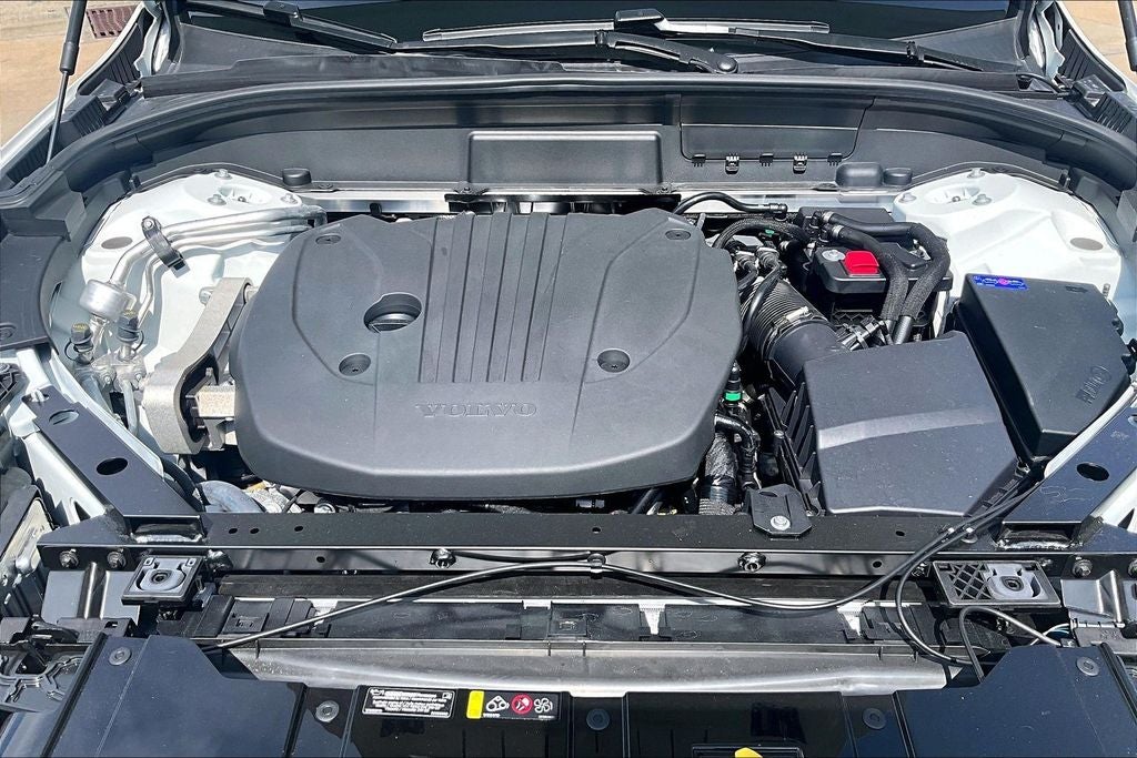 2026 Volvo XC60 B5 Core