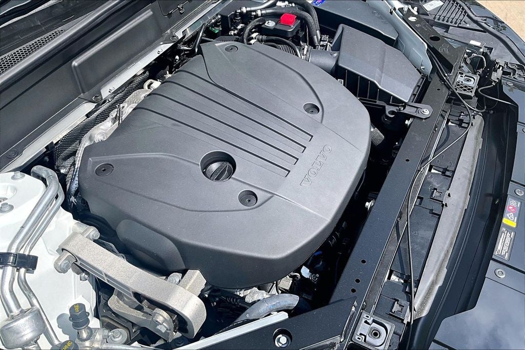 2026 Volvo XC60 B5 Core