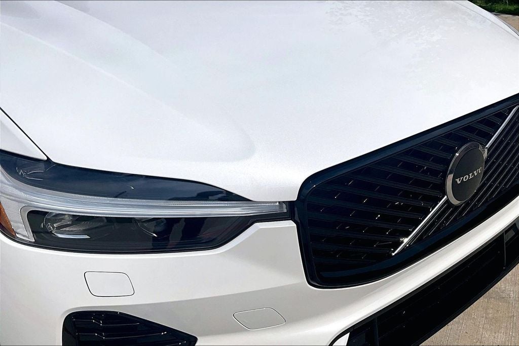 2026 Volvo XC60 B5 Core