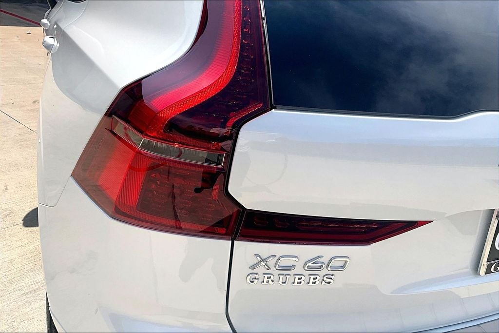 2026 Volvo XC60 B5 Core