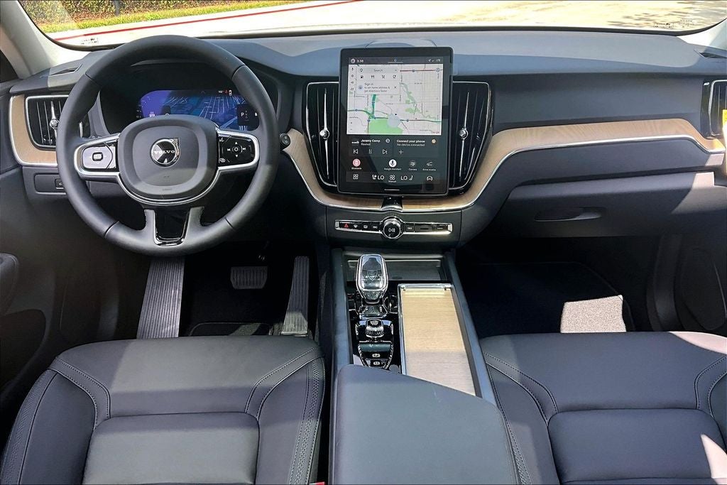 2026 Volvo XC60 B5 Core