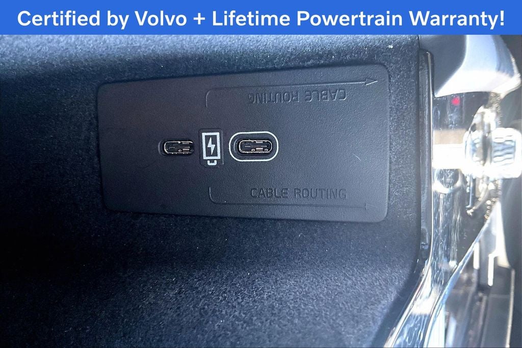 2025 Volvo XC60 B5 Core