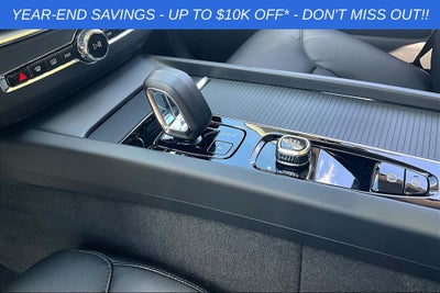 2025 Volvo XC60 B5 Core