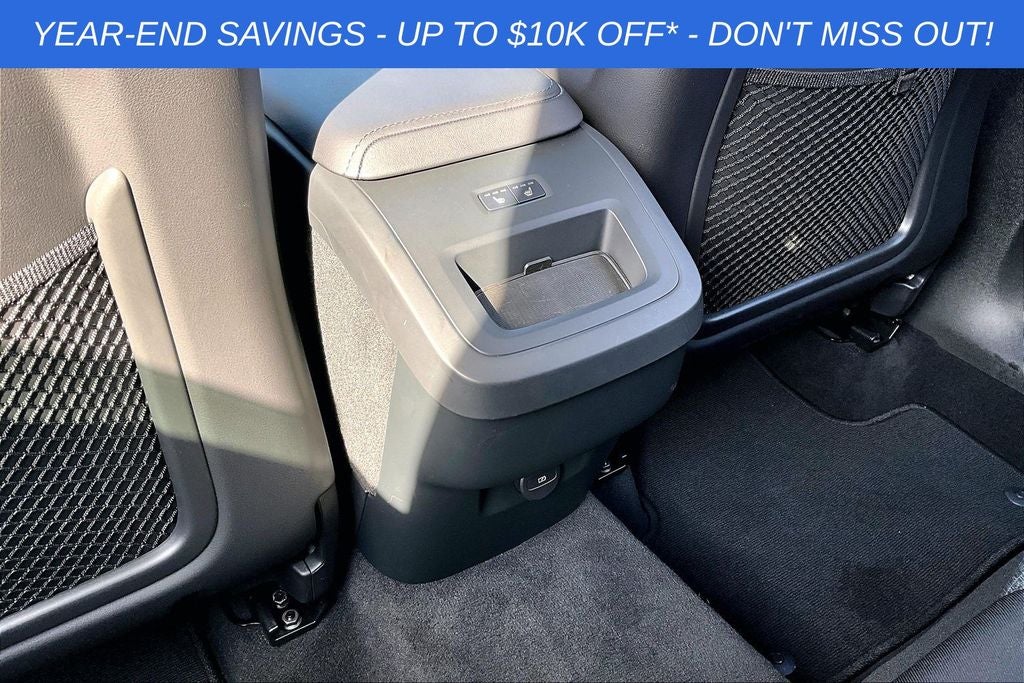 2025 Volvo XC60 B5 Core