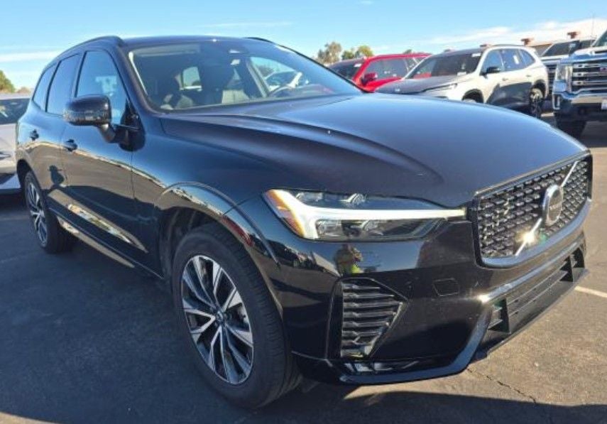 2025 Volvo XC60 B5 Core