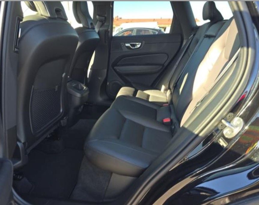 2025 Volvo XC60 B5 Core