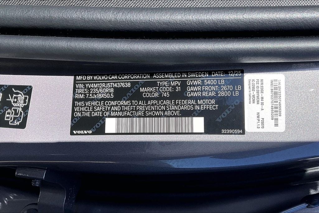 2026 Volvo XC60 B5 Core