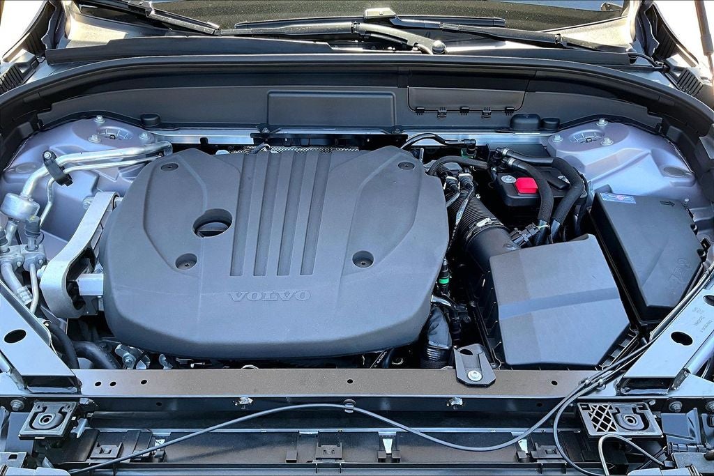2026 Volvo XC60 B5 Core