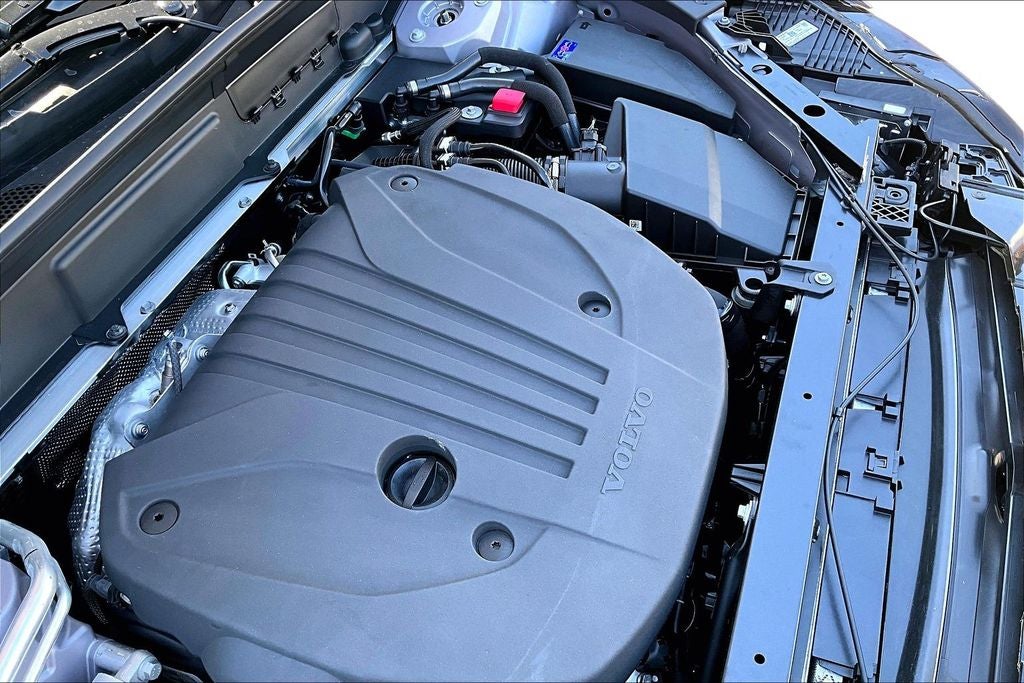 2026 Volvo XC60 B5 Core