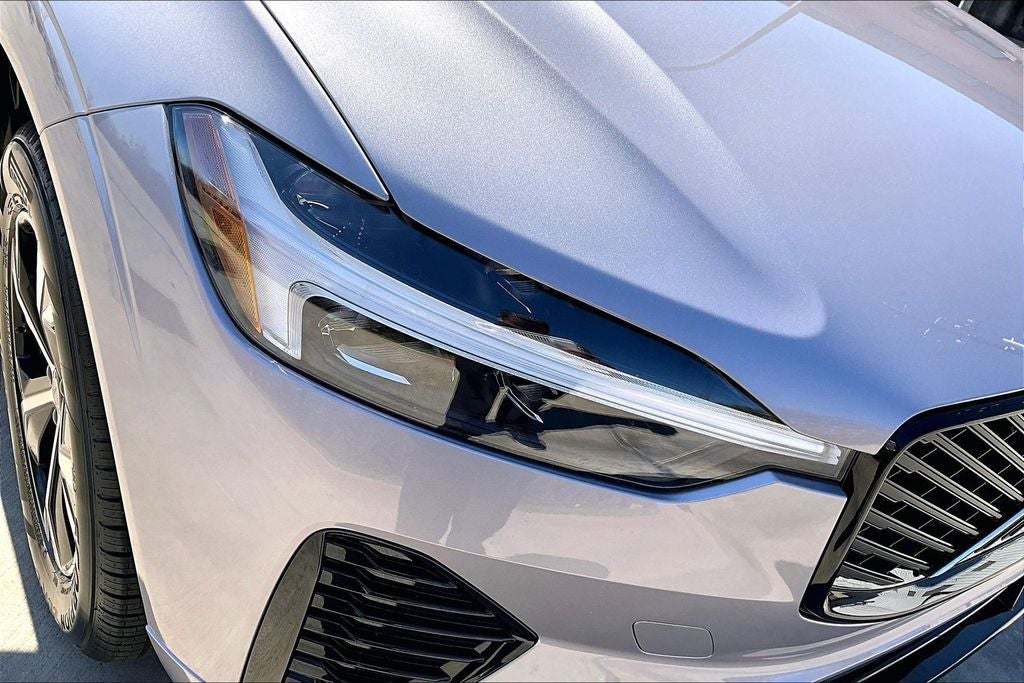 2026 Volvo XC60 B5 Core