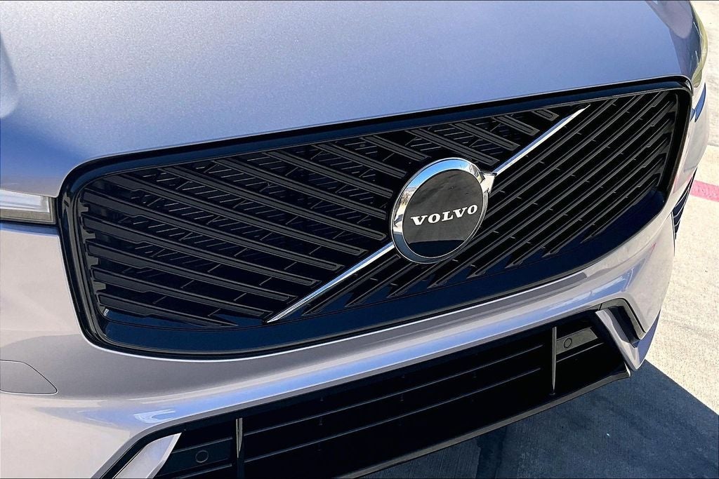2026 Volvo XC60 B5 Core