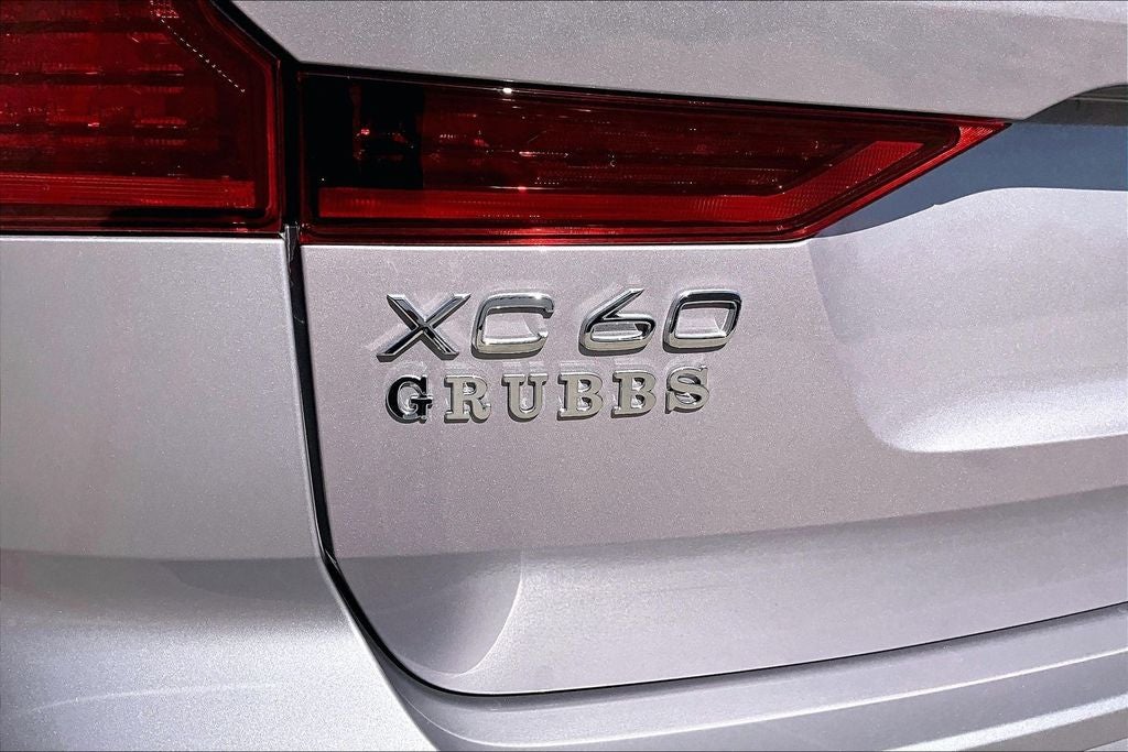 2026 Volvo XC60 B5 Core