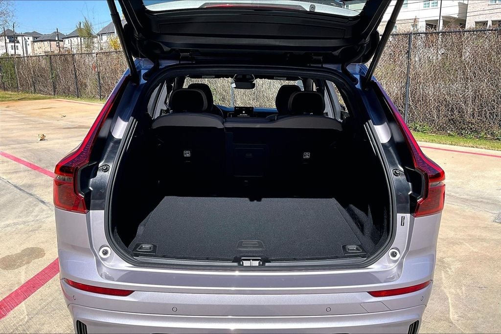 2026 Volvo XC60 B5 Core