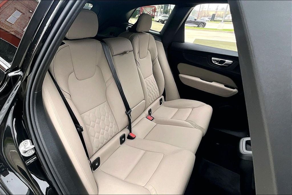 2026 Volvo XC60 B5 Core