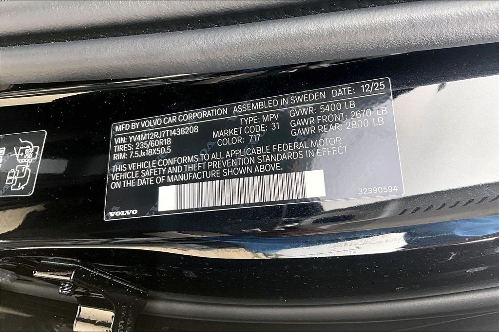 2026 Volvo XC60 B5 Core