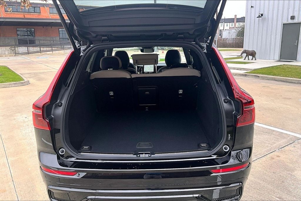 2026 Volvo XC60 B5 Core