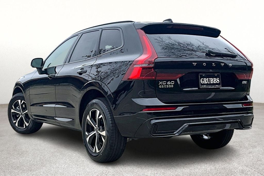 2026 Volvo XC60 B5 Core