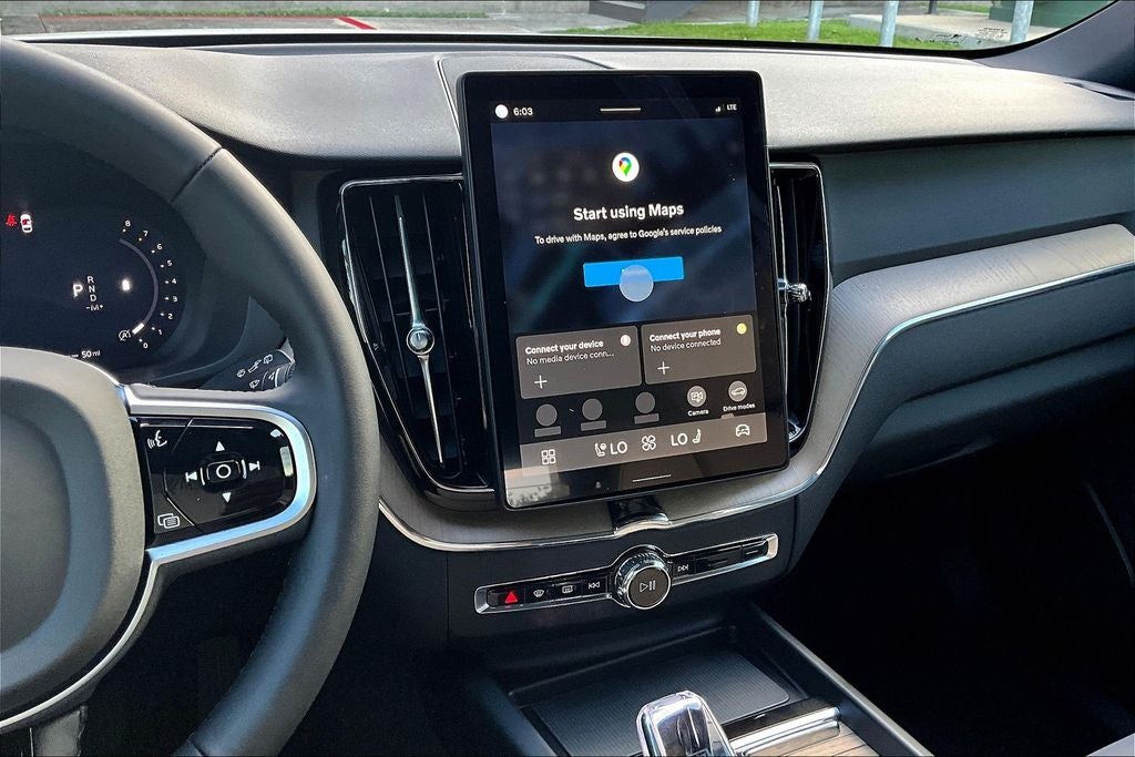 2026 Volvo XC60 B5 Core