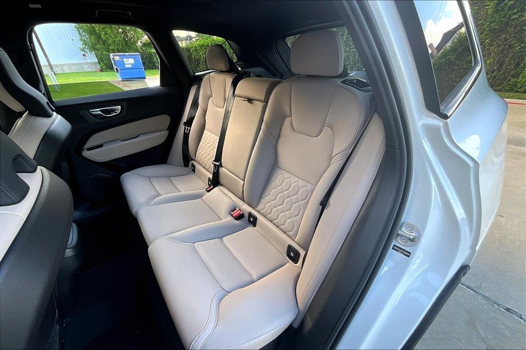 2026 Volvo XC60 B5 Core