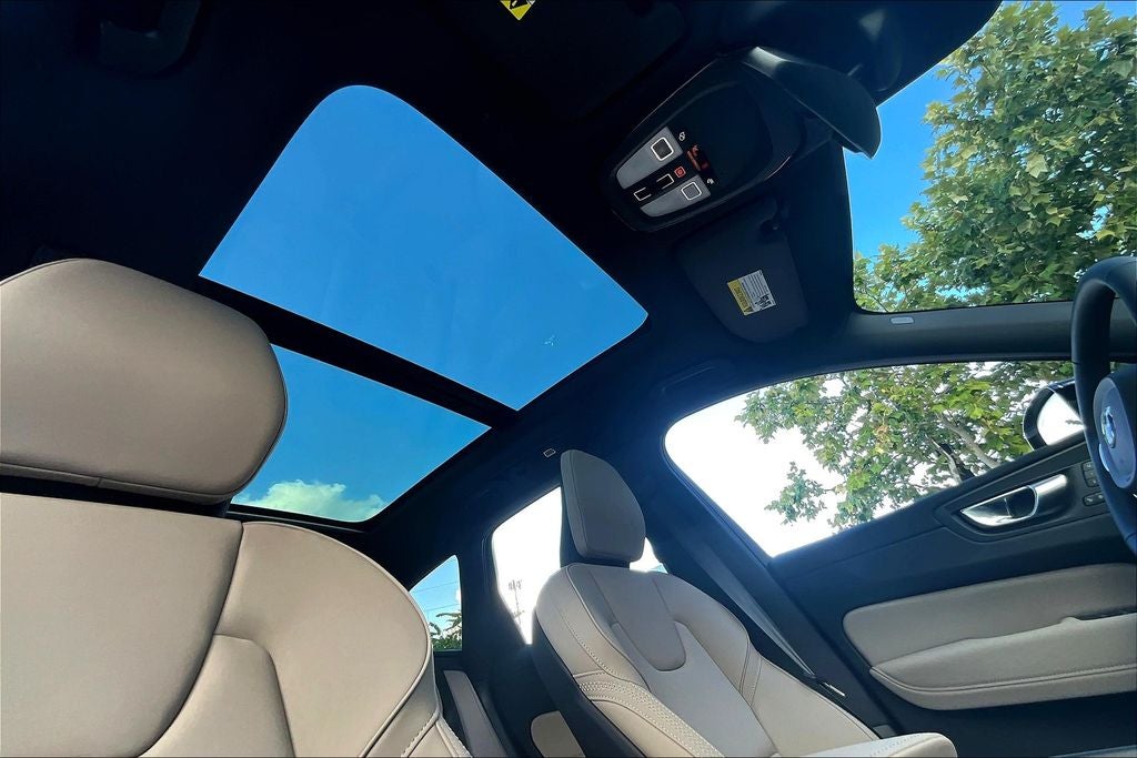 2026 Volvo XC60 B5 Core