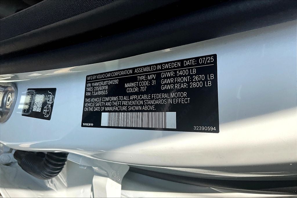 2026 Volvo XC60 B5 Core