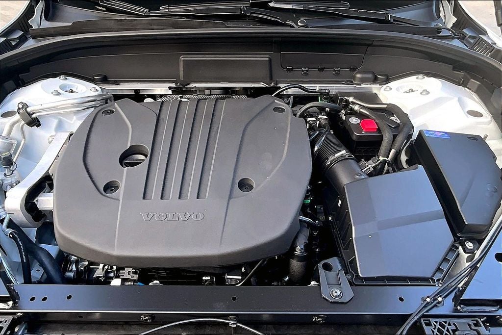 2026 Volvo XC60 B5 Core
